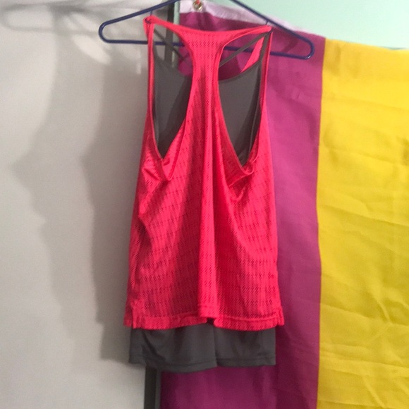 Pink and grey workout tank top - Picture 2 of 2